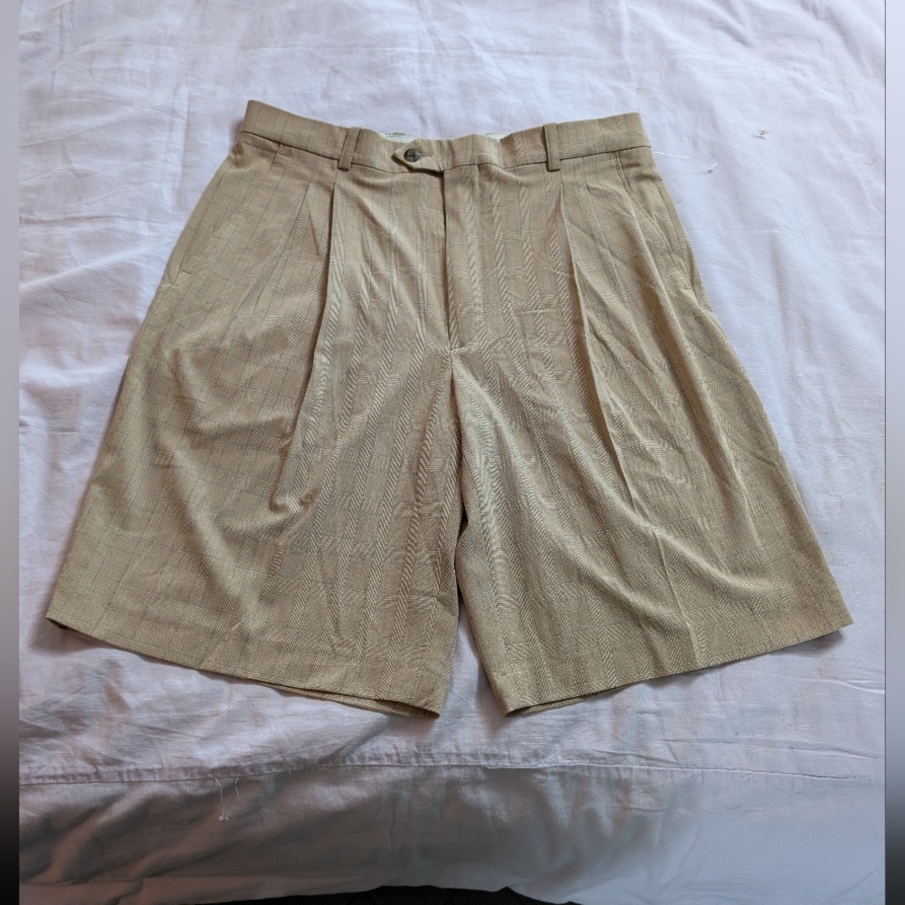 Lyle & Scott Tan Flat Front Shorts